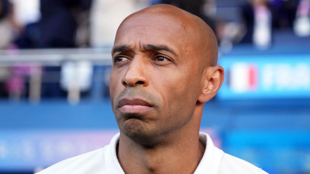 Thierry Henry từ chức huấn luyện viên đội tuyển U21 Pháp sau khi giành HCB Olympic - BBC Sport