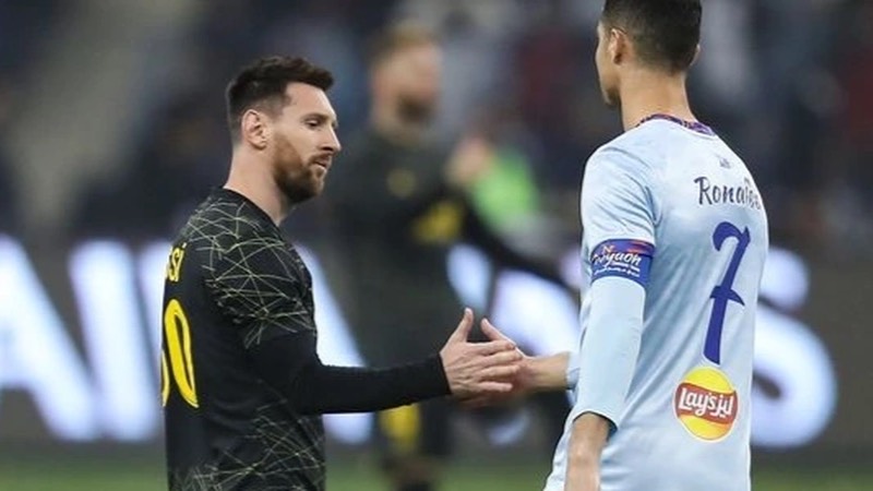 Cả Messi và Ronaldo đều là huyền thoại có xuất phát từ vị trí WF