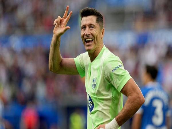 Danh sách cầu thủ lập nhiều hat-trick nhất
