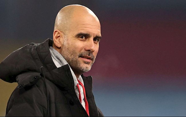 Đội hình 3-2-2-3 của Pep Guardiola giải quyết được vấn đề