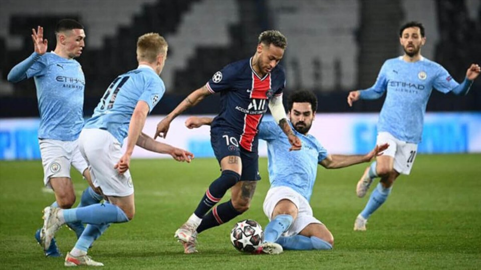 Luật Công bằng tài chính mới của UEFA chính thức có hiệu lực