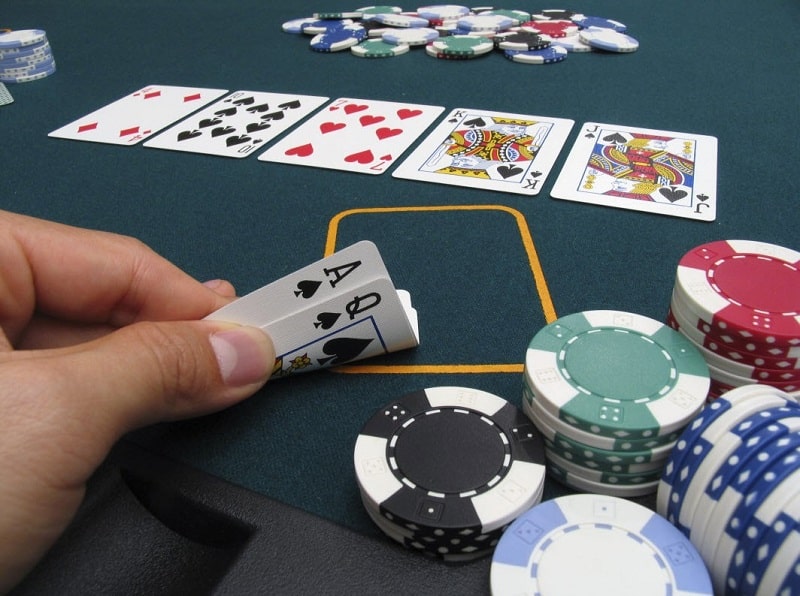 Fish Trong Poker Là Gì? Dấu Hiệu Nhận Biết Và Cách Tận Dụng Fish